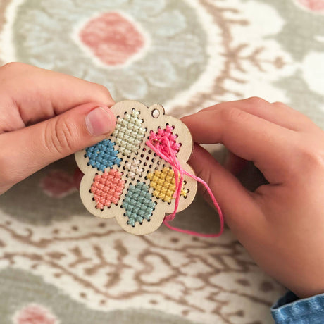 COTTON TWIST | Borduur | DIY Sleutelhanger Flowers - Le CirQue Conceptstore