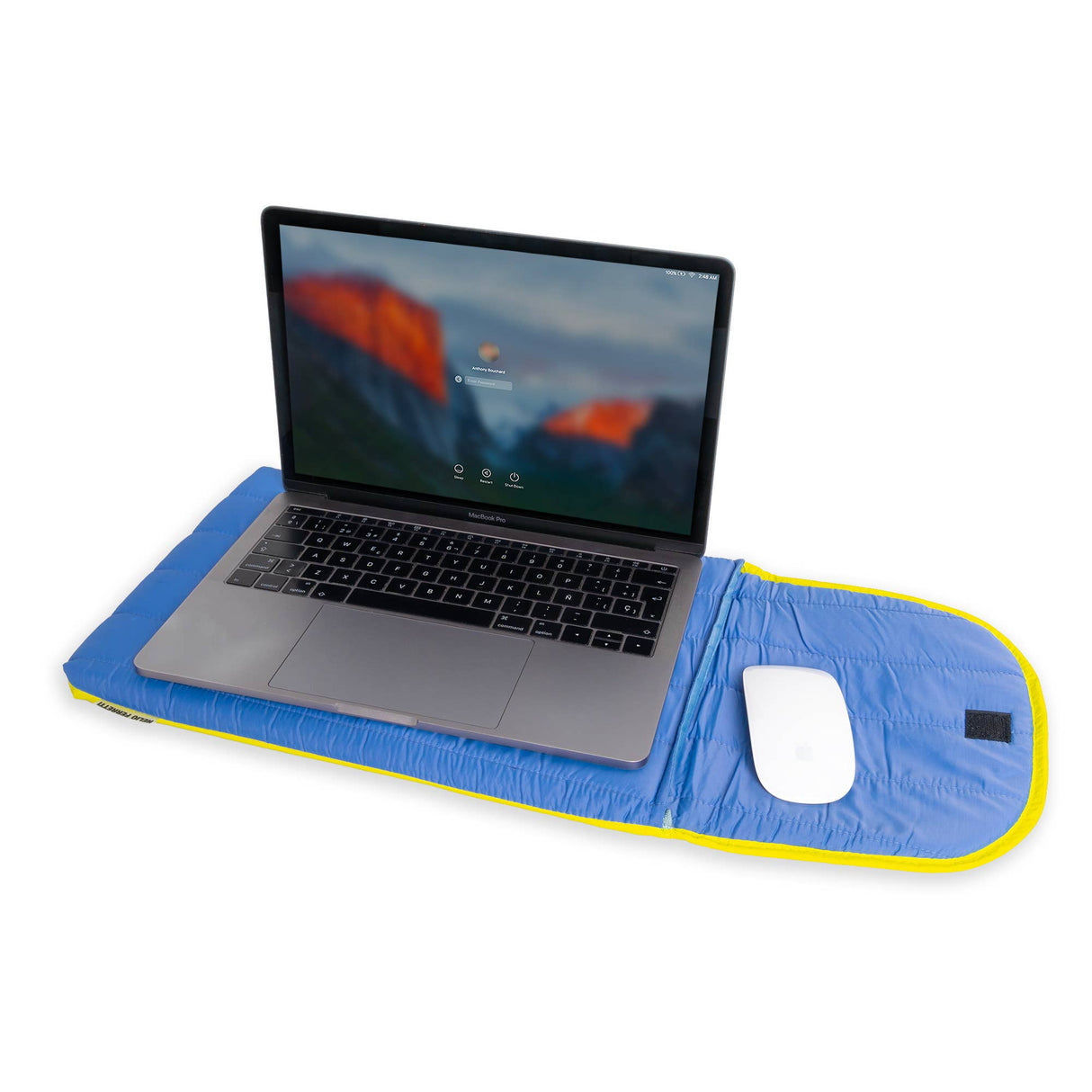 HELIO FERRETTI | Laptop Hoes | Blauw Gewatteerd 15" - Le CirQue Conceptstore