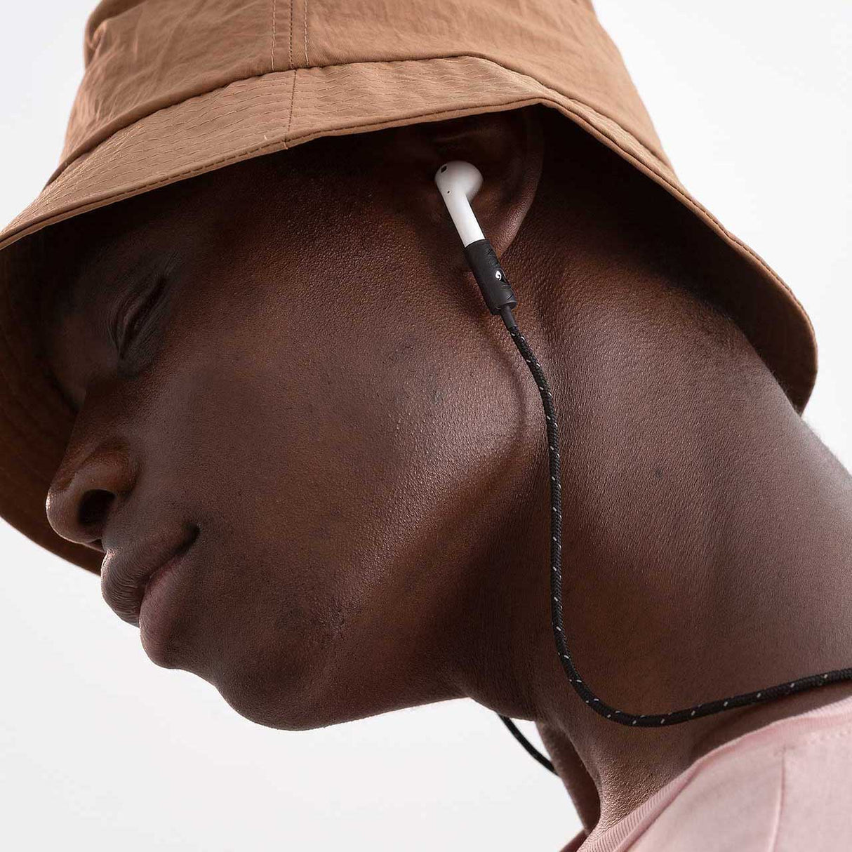 KNOK | Airpods band | Black Reflextor - Le CirQue Conceptstore