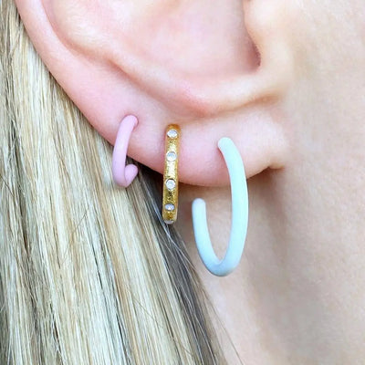 LULU COPENHAGEN - Oorbellen - Hoop Enamel Light Pink (1stuk) - Le CirQue Kidsconceptstore 