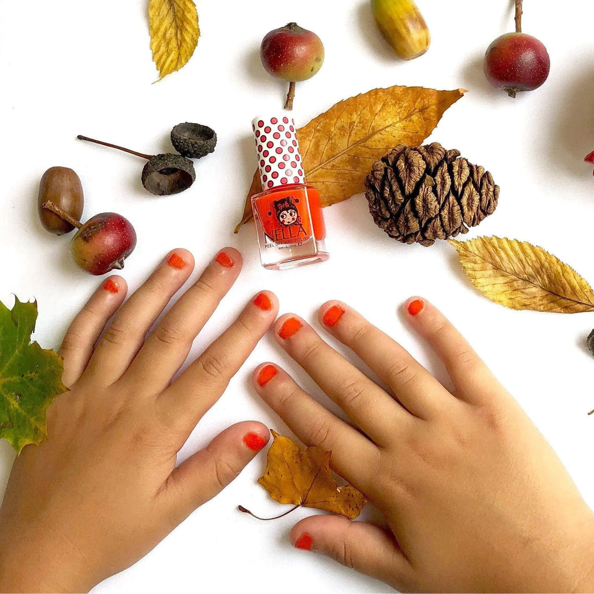 MISS NELLA - Nagellak - Poppy Fields (4ml Peel off) - Le CirQue Conceptstore