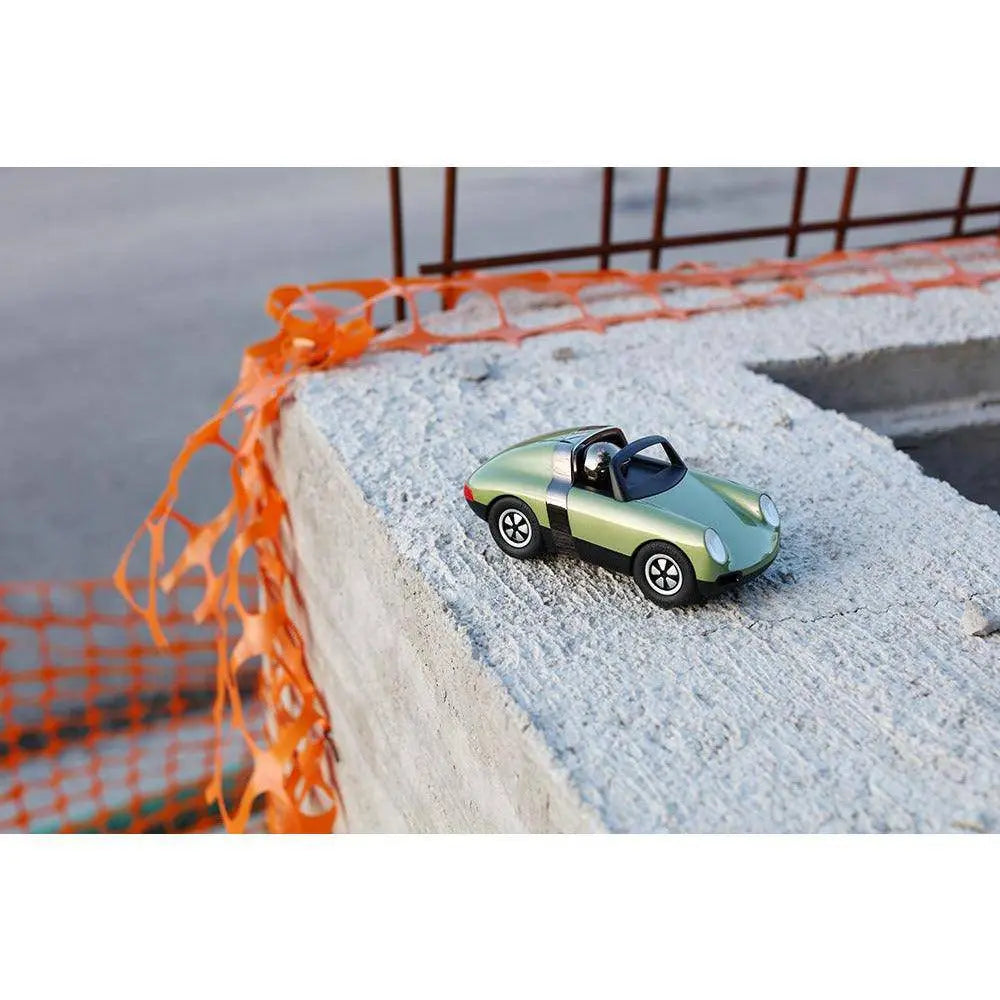 PLAYFOREVER | Luft | Hopper 12m+ - Le CirQue Conceptstore