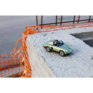 PLAYFOREVER | Luft | Hopper 12m+ - Le CirQue Conceptstore