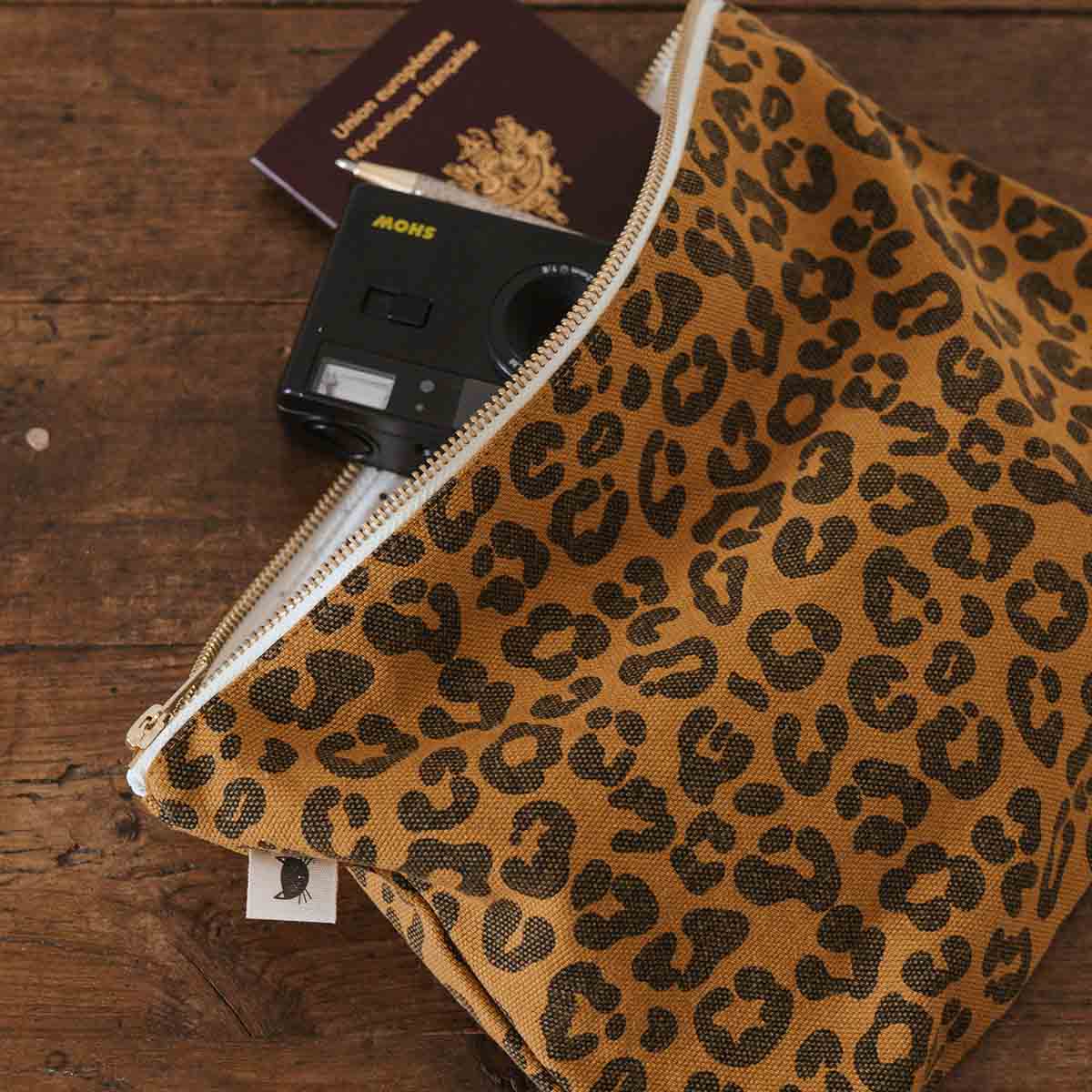 ROSE IN APRIL | Etui L | Lili Leopard Caramel - Le CirQue Conceptstore