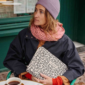 ROSE IN APRIL | Laptophoes | Octave Leopard greige - Le CirQue Conceptstore