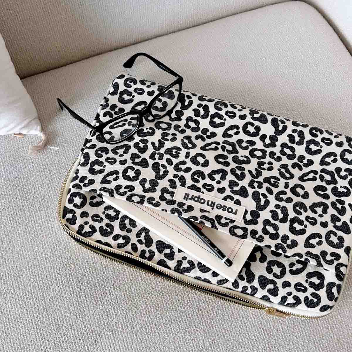 ROSE IN APRIL | Laptophoes | Octave Leopard greige - Le CirQue Conceptstore