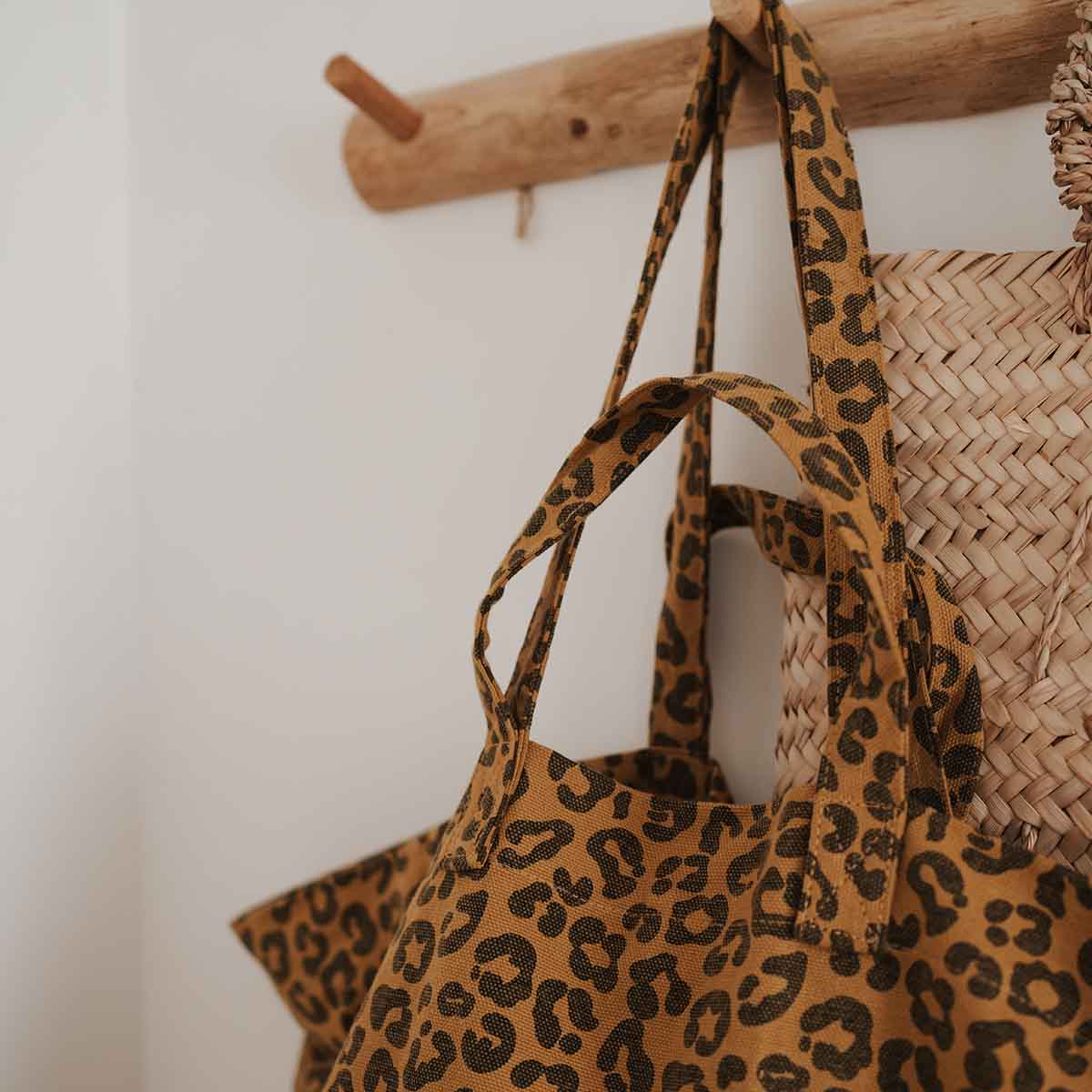 ROSE IN APRIL | Totebag XL | Elisa Leopard Caramel - Le CirQue Conceptstore