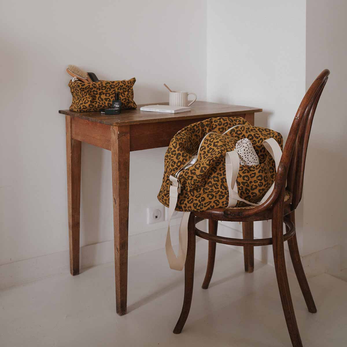ROSE IN APRIL | Weekendtas | Raphael Leopard Caramel - Le CirQue Conceptstore