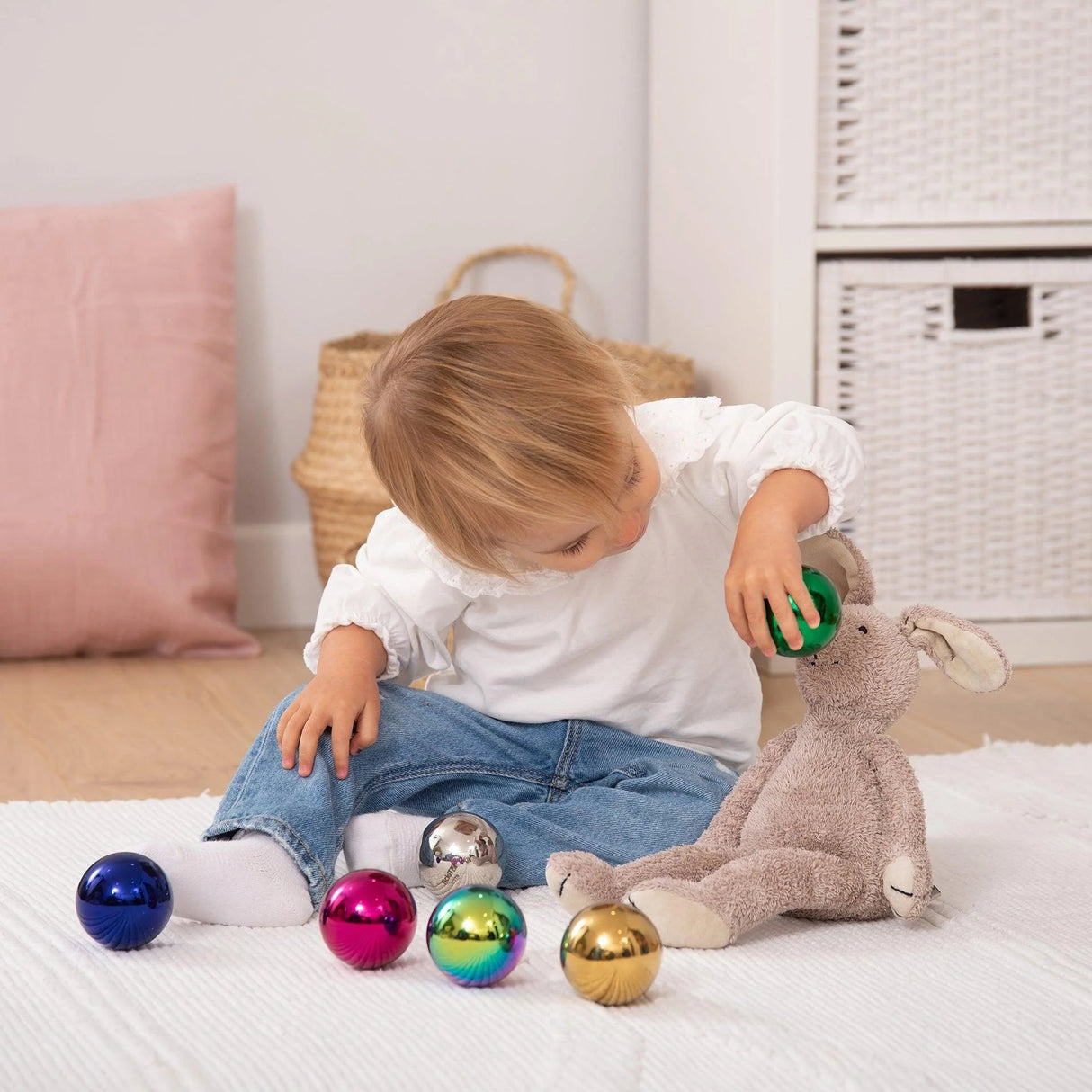 TICKIT | Reflecterende Kleurmysterieballen - Le CirQue Conceptstore